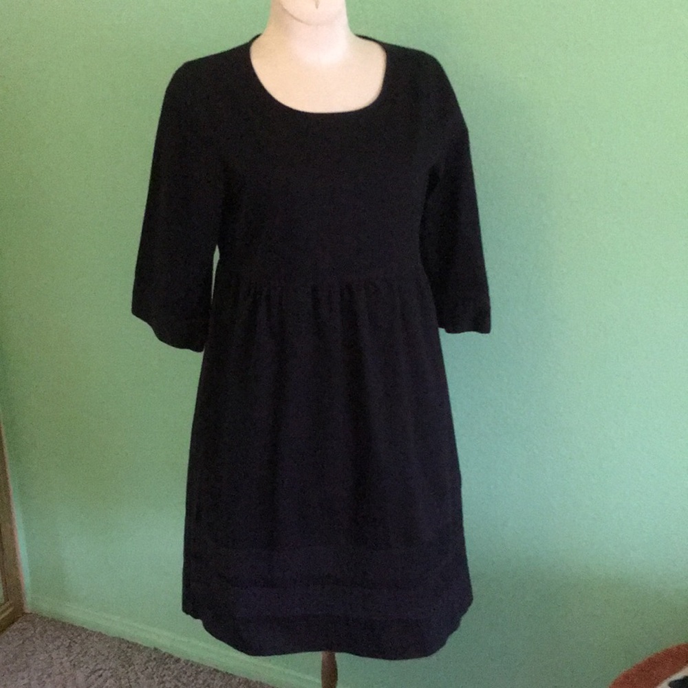Final sale Gap size 4 washable cotton black dress